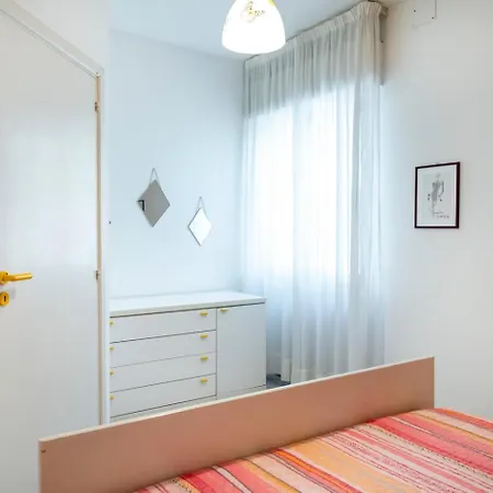 M376 - Marcelli, Bilocale Con Posto Auto דירה *