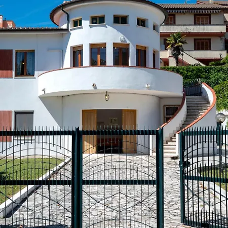 M376 - Marcelli, Bilocale Con Posto Auto * Marcelli