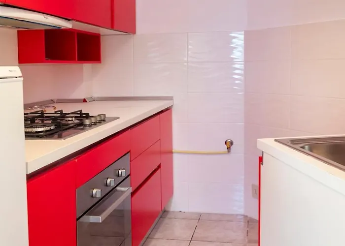 M376 - Marcelli, Bilocale Con Posto Auto *