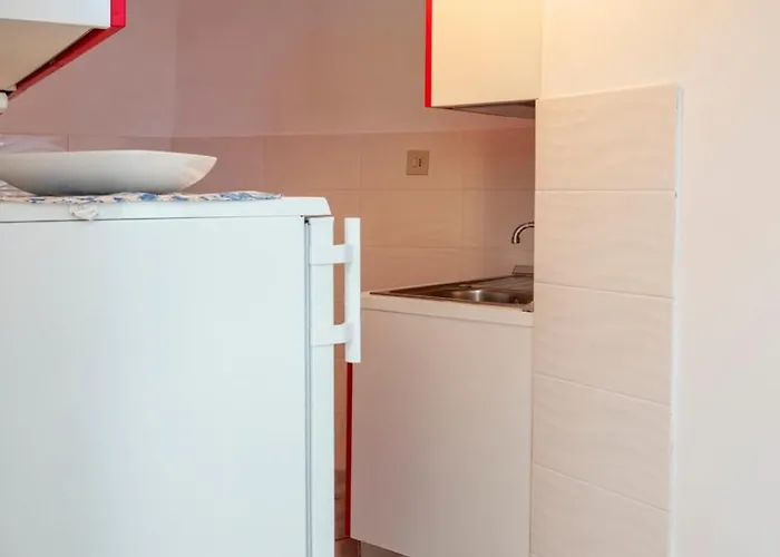 M376 - Marcelli, Bilocale Con Posto Auto Marcelli