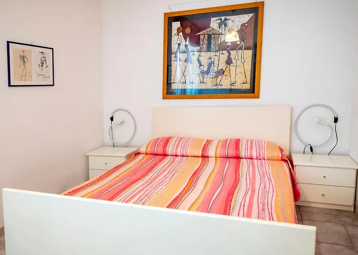 M376 - Marcelli, Bilocale Con Posto Auto *