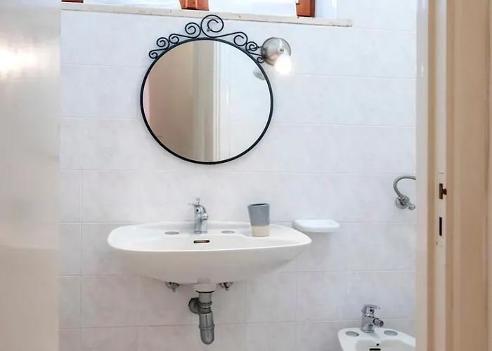 M376 - Marcelli, Bilocale Con Posto Auto