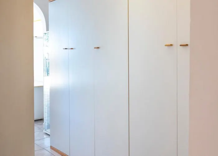 M376 - Marcelli, Bilocale Con Posto Auto Apartamento *