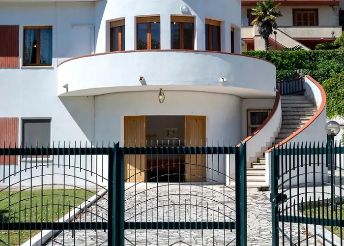 M376 - Marcelli, Bilocale Con Posto Auto * Marcelli