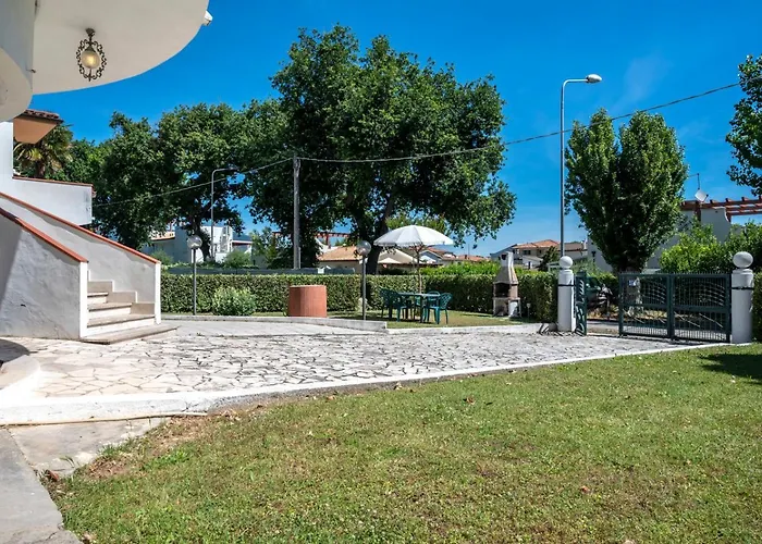 M376 - Marcelli, Bilocale Con Posto Auto